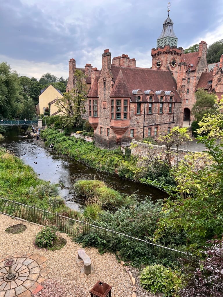 Edinburgh Scotland Neighborhoods